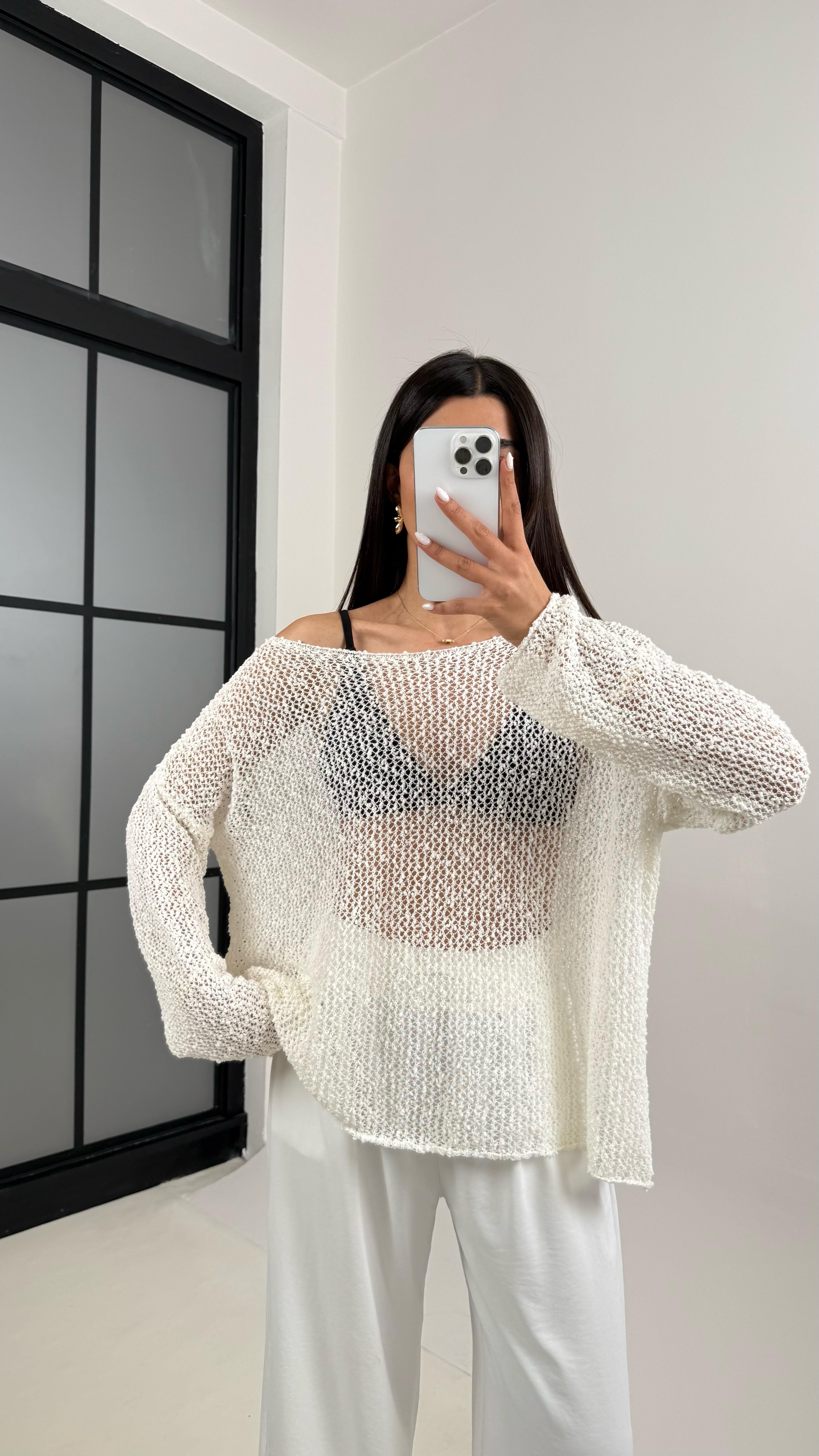 Beyaz Ajurlu Triko Bluz Gaus00372