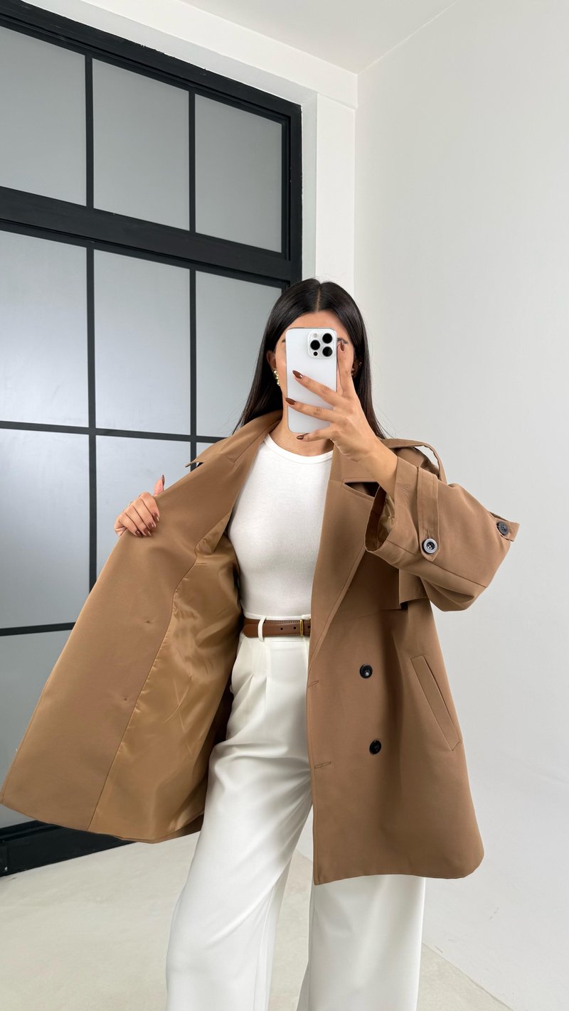 Camel Astarlı Cep Detaylı Kuşaklı Kısa Trençkot GAUS-00192