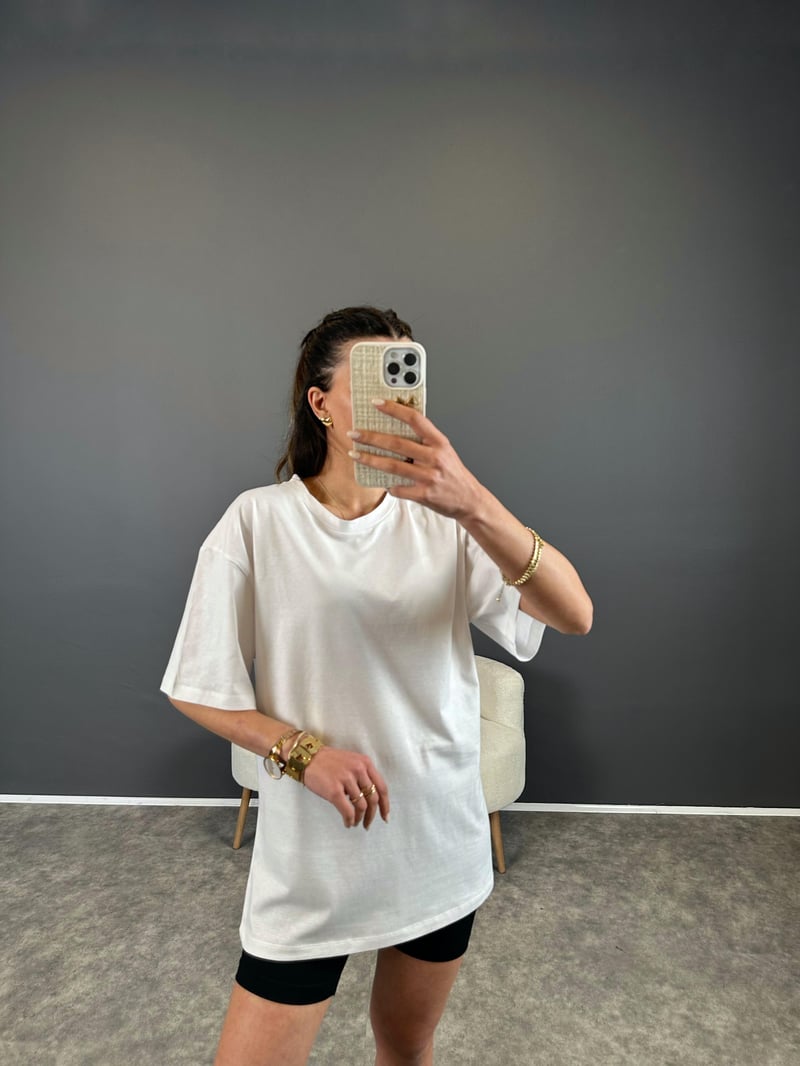 Beyaz Bisiklet Yaka Basic Tshirt 