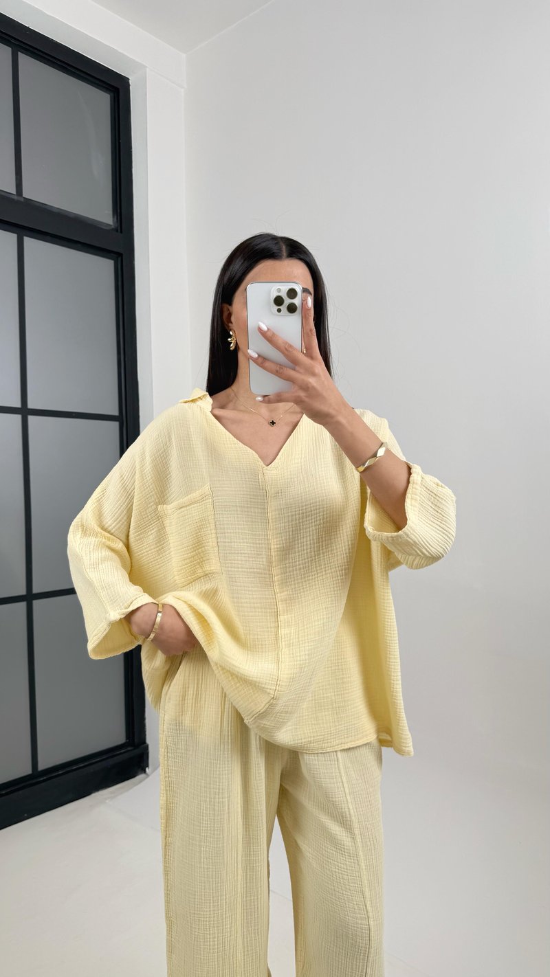 Sarı V Yaka Cepli Gömlek Beli Lastikli Pantolon İkili Müslin Takım MSLN01 Gaus00373