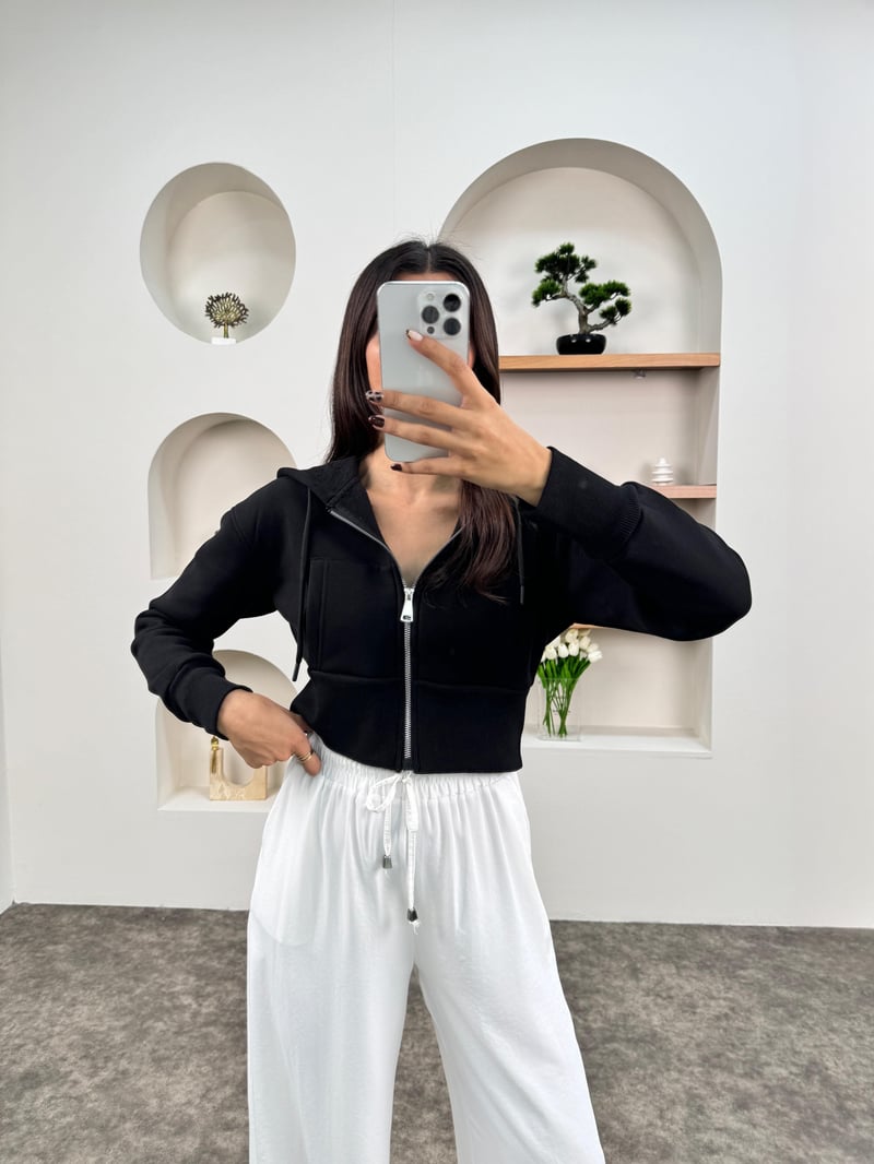 Nerma Siyah Kapüşonlu Fermuarlı Kısa Sweatshirt