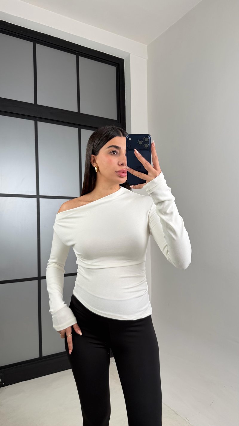 Ekru Kayık Yaka Örme Bluz GAUS-00872