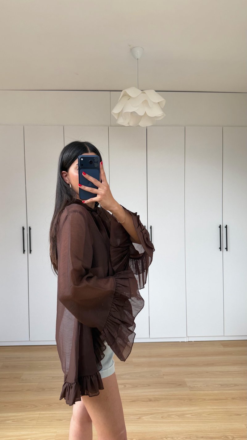 Kahve Şal Detaylı Fırfırlı Bluz GAUS-01597