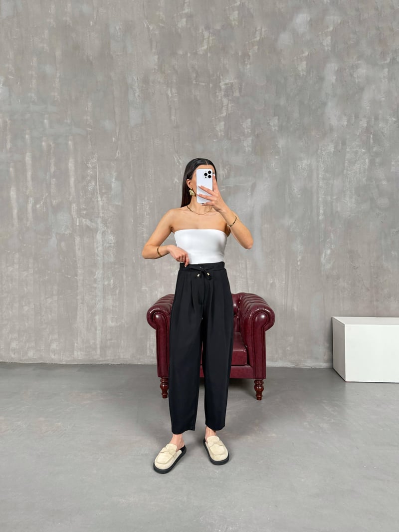 Vetra Siyah Önden Bağlama Detaylı Havuç Model Şalvar Pantolon