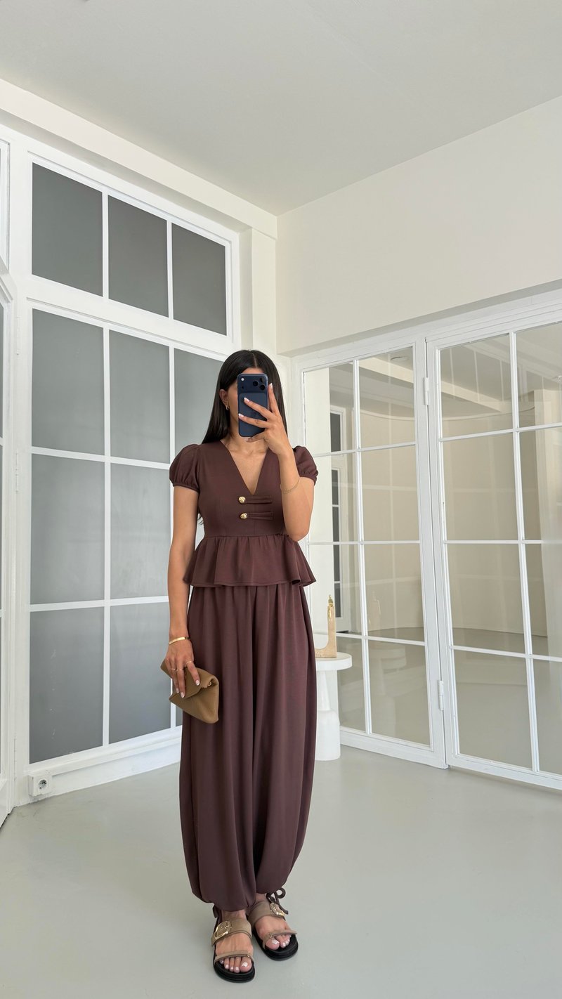 Kahve Gold Düğme Detaylı Peplum Bluz Beli Lastikli Şalvar Pantolon İkili Modal Takım GAUS-01673