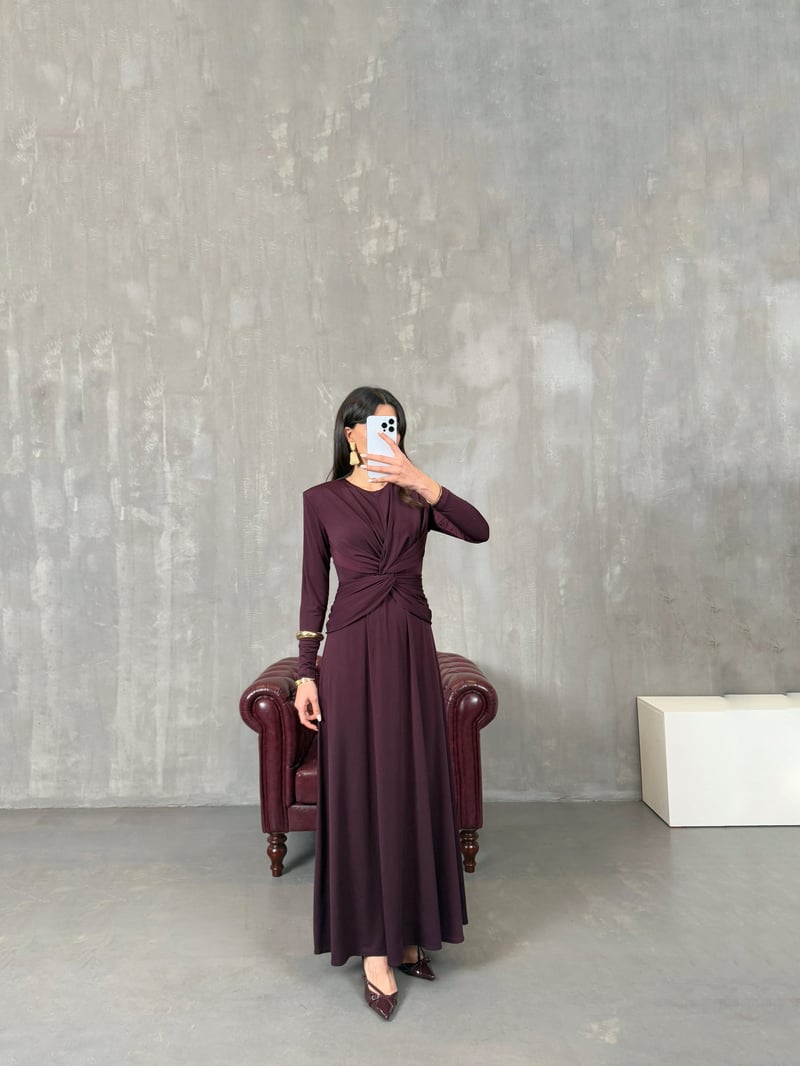 Daisy Mürdüm Önden Drape Detaylı Vatkalı Maxi Elbise