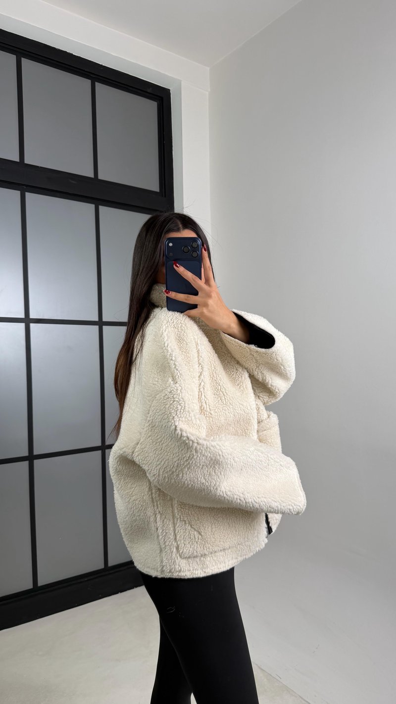Ekru Deri Astarlı Cep Detaylı Peluş Ceket GAUS-00684