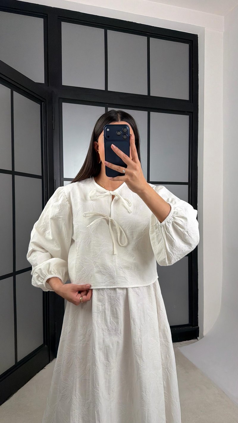 Ekru Çiçek Nakışlı Gömlek Beli Lastikli Etek Takım GAUS-01182