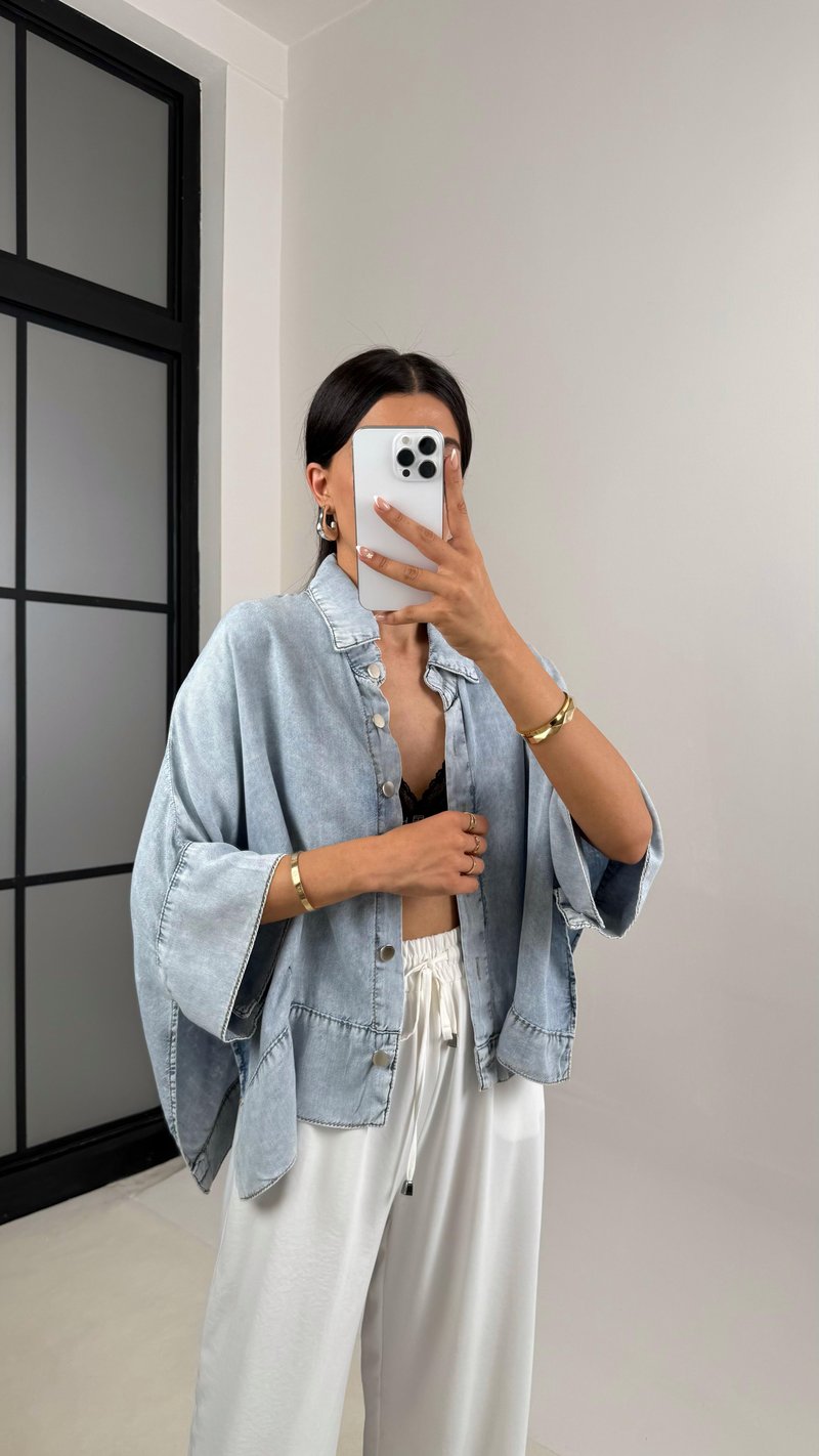 Mavi Önü Düğmeli Yarasa Kol Tensel Denim Gömlek Ceket Gaus00538