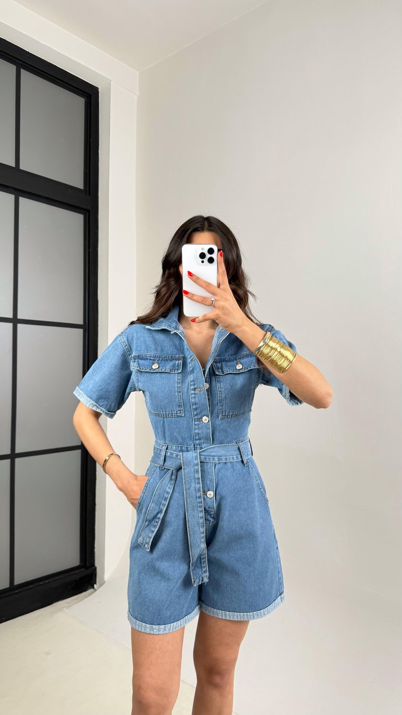 Mavi Kısa Kol Önü Düğmeli Kemerli  Denim Tulum Gaus00465