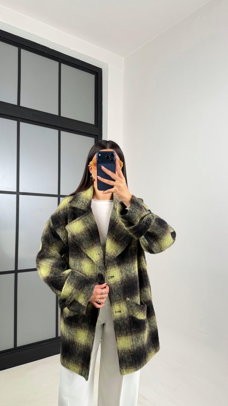 Yeşil Kareli Astarlı Cepli Tasarım Kaban GAUS-00804