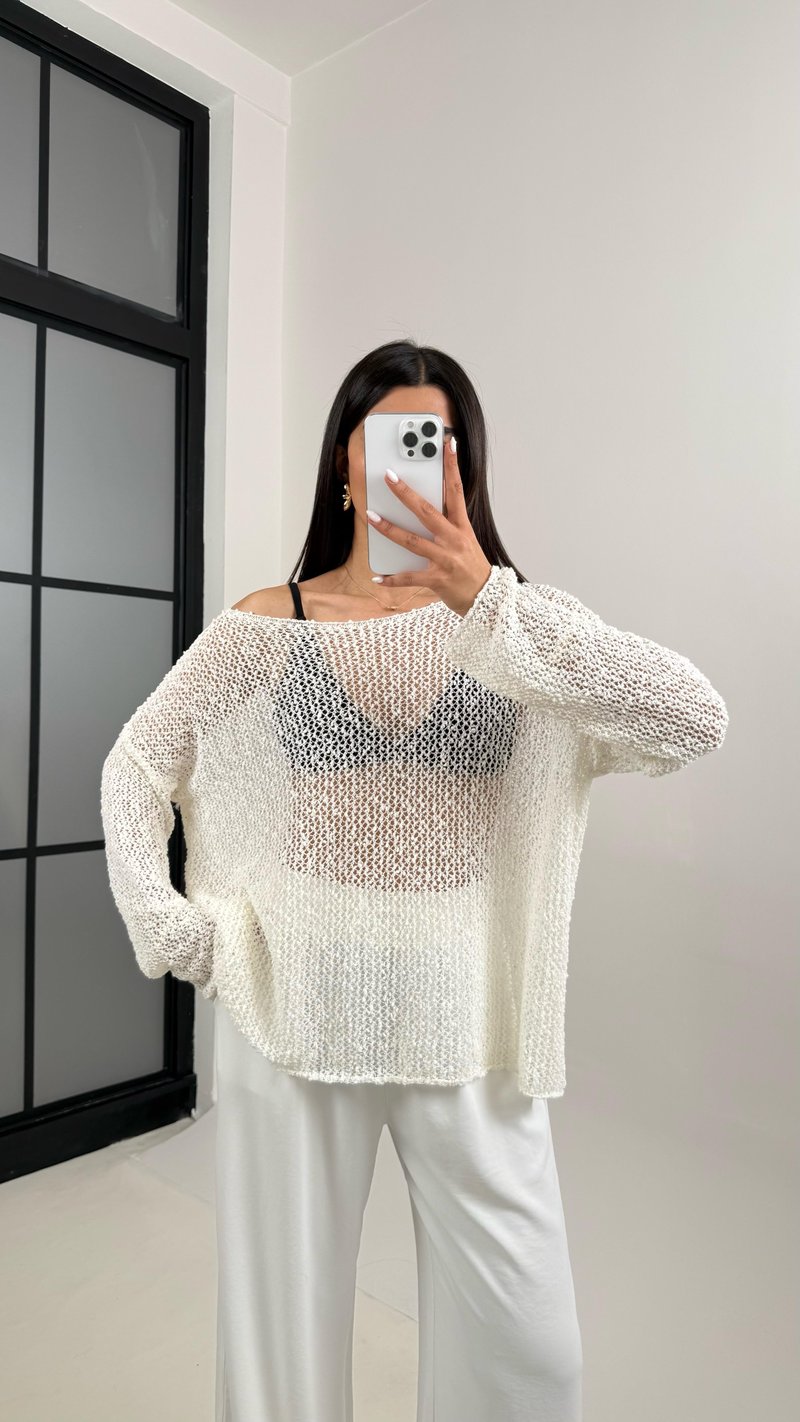 Beyaz Ajurlu Triko Bluz Gaus00372
