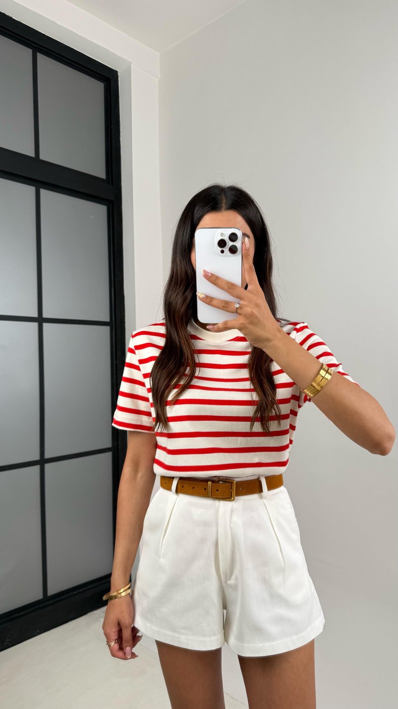 Beyaz Kırmızı Şeritli MD Muadil Tshirt Gaus00682