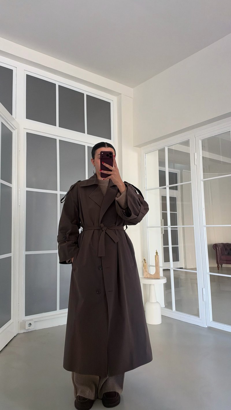 Kahve Yırtmaç Detaylı Astarlı Kuşaklı Premium Trençkot GAUS-02246
