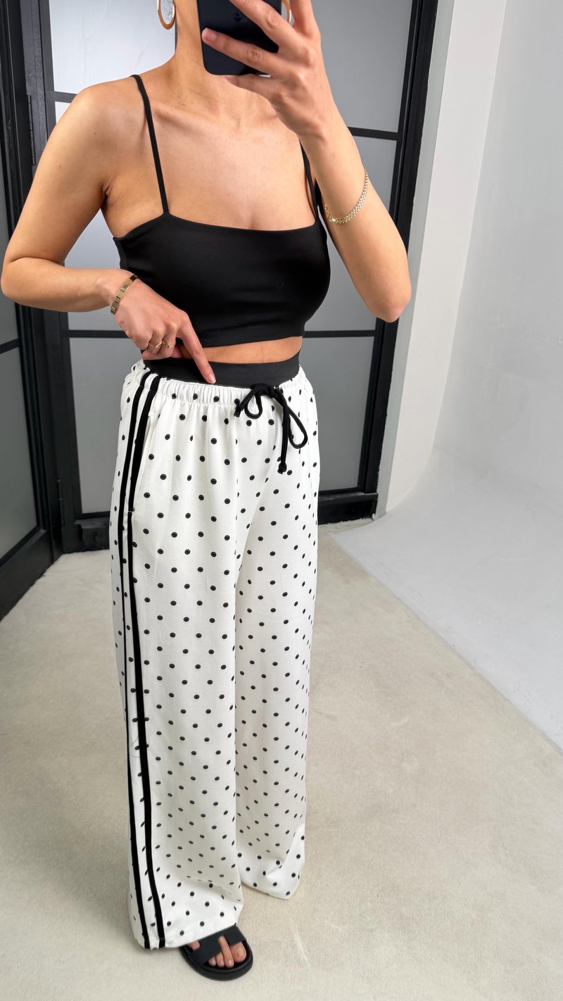 Beyaz Beli Lastikli Yan Şeritli Puantiyeli Pantolon GAUS-01435