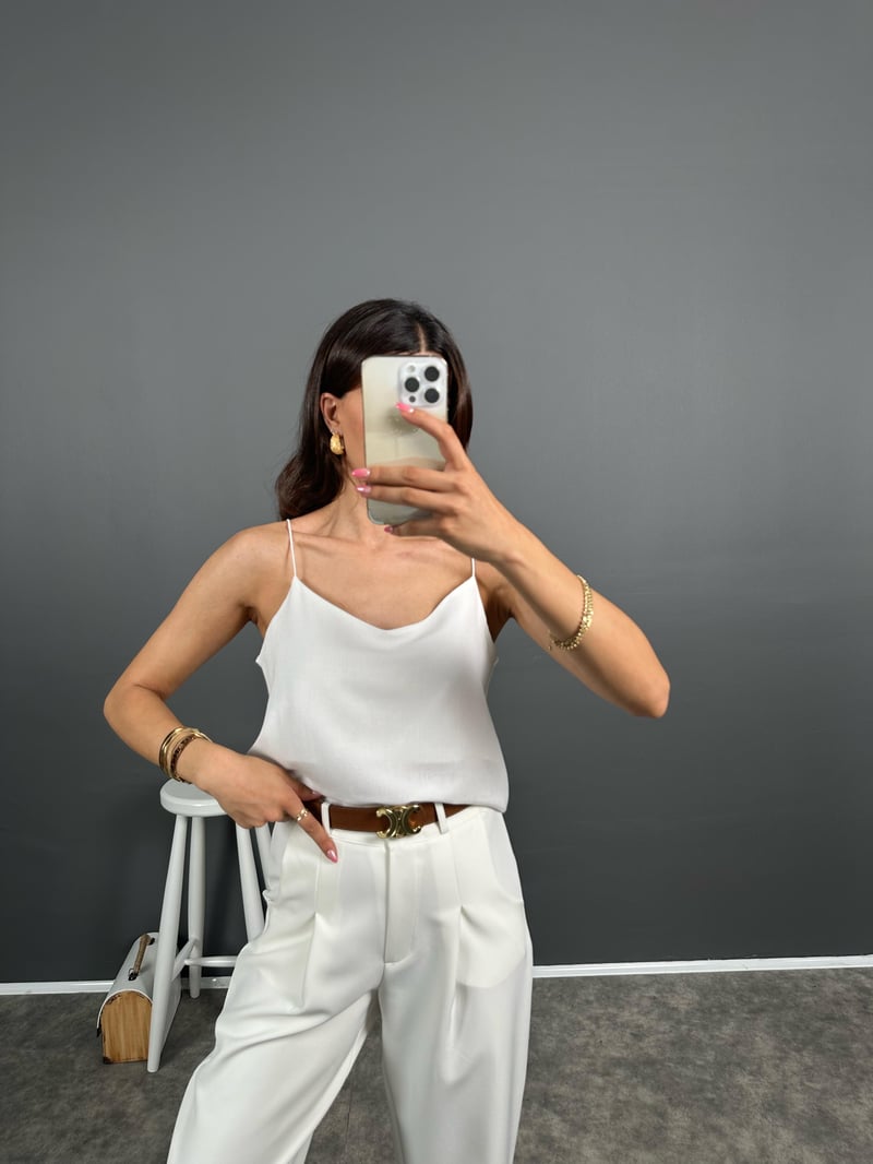 Exa Beyaz Askılı Keten Crop Bluz