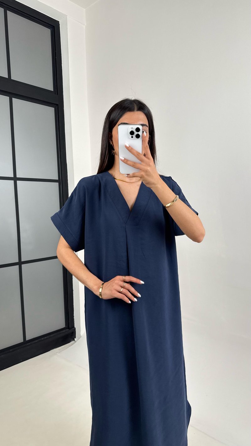 Lacivert V Yaka Tensel Kırışık Kumaş Basic Elbise Gaus00436 