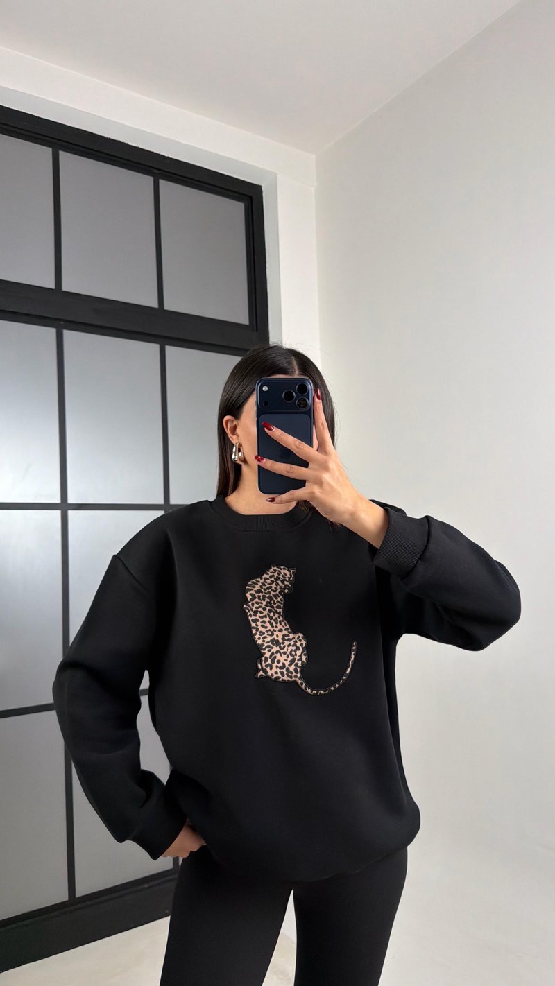 Siyah Leopar Nakışlı Şardonlu Sweatshirt GAUS-00796