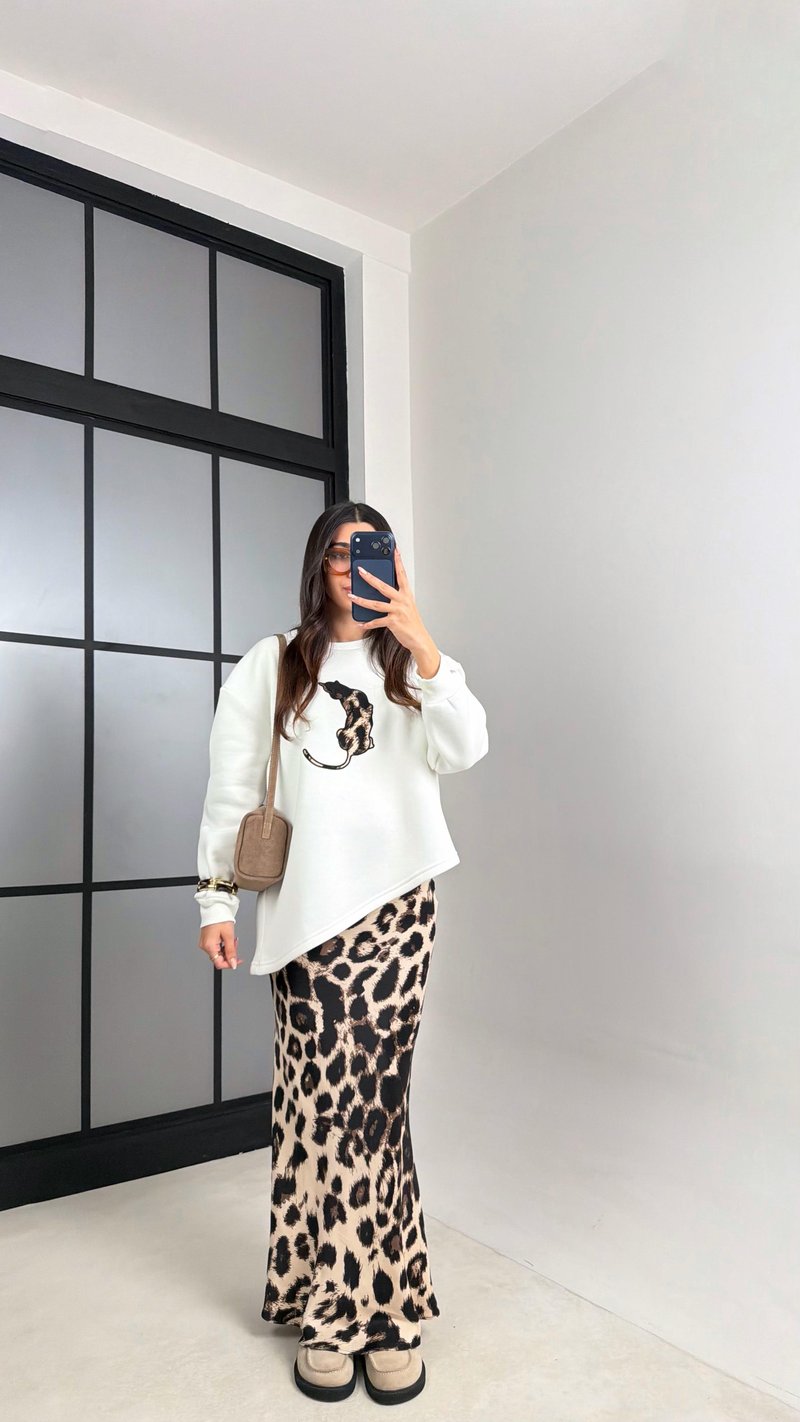 Beyaz LEOPAR DESENLİ BLUZ ETEK SATEN TAKIM GAUS-00903