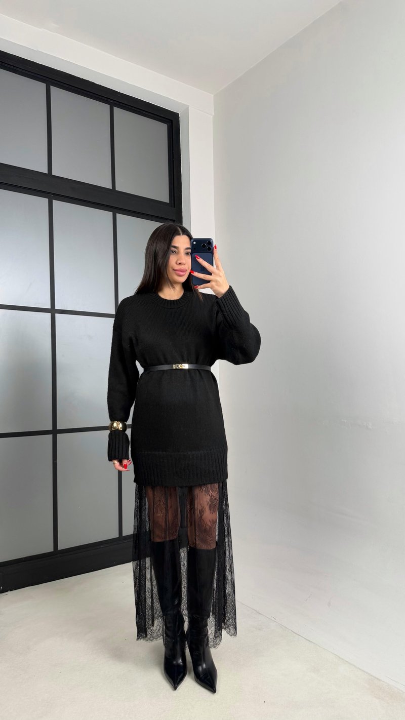 Siyah Dantel Detaylı Triko Elbise GAUS-001037