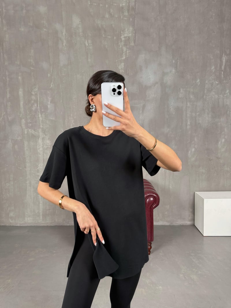 Siyah Yandan Yırtmaçlı Bisiklet Yaka Tshirt Gaus00045