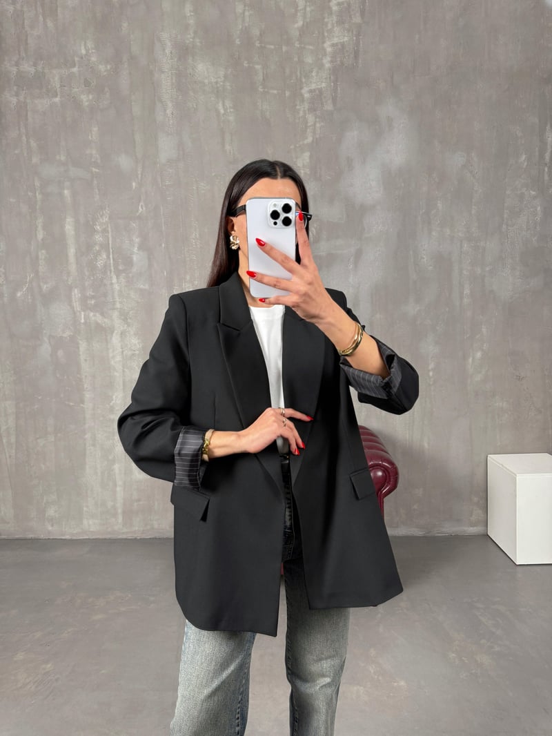 Vena Black Lined Stingray Blazer Jacket