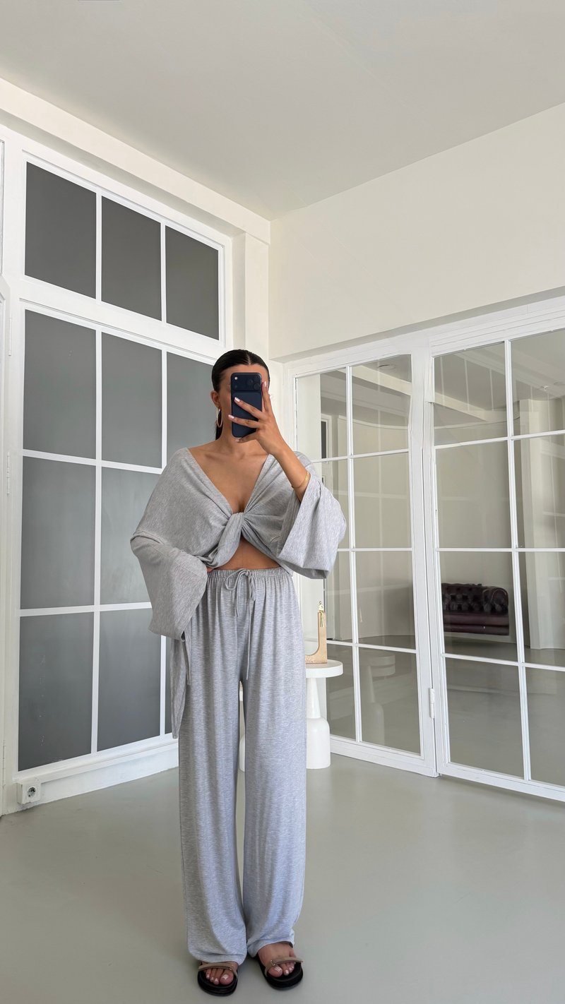Gri Bağlama Detaylı Bluz Beli Lastikli Pantolon Likralı Takım GAUS-01732