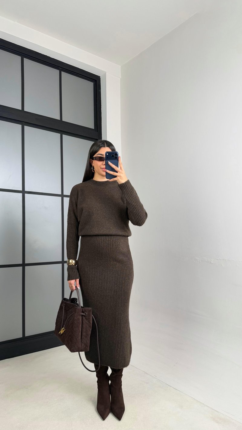 Acı Kahve Yumuşak Dokulu Triko Elbise GAUS-01083