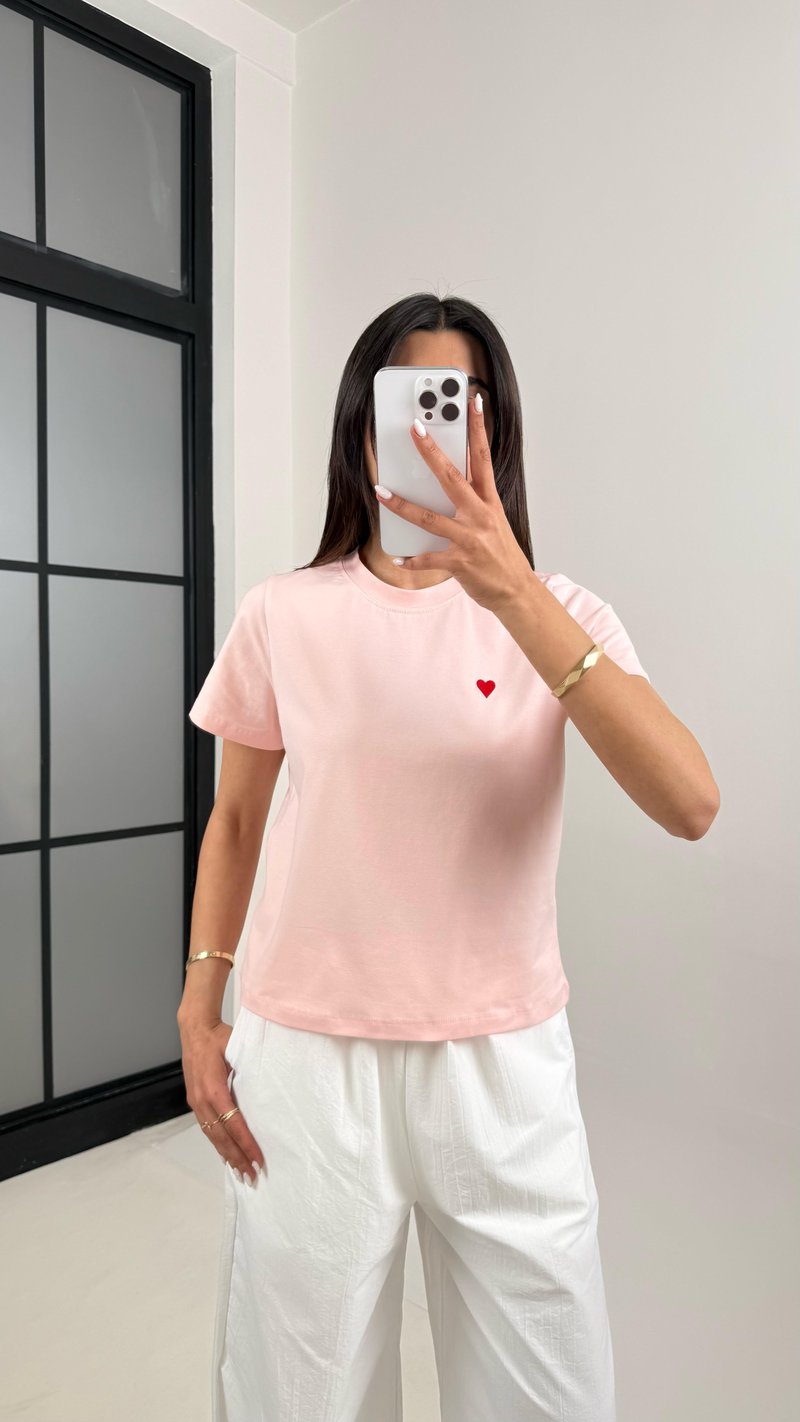 Somon Yaka Kalp İşlemeli Tshirt Gaus00361