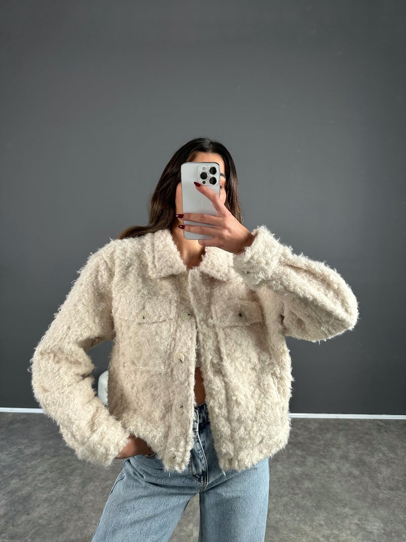 Ekru Peluş Yumoş Mont 