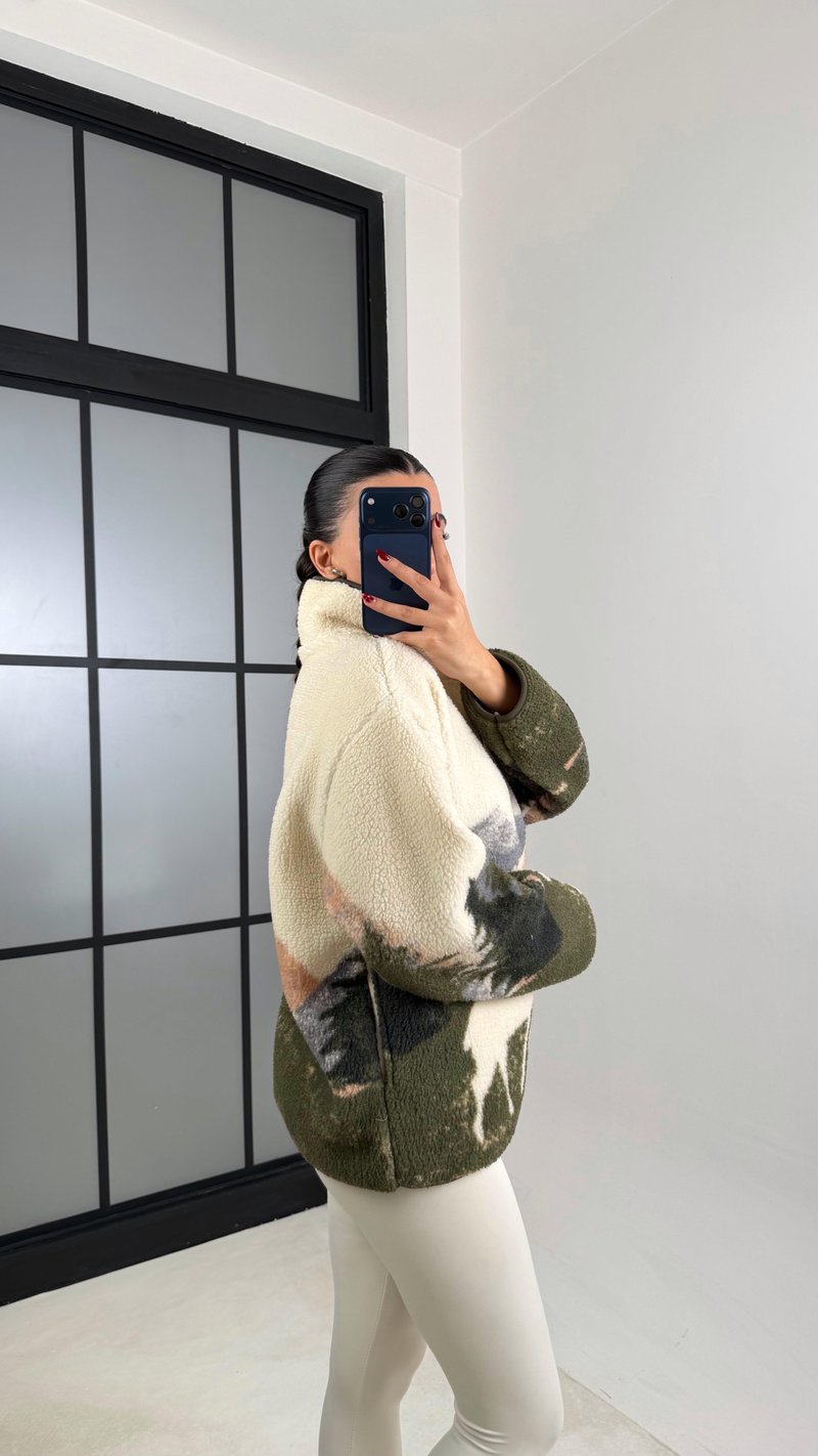 Ekru Fermuarlı Geyik Desenli Polar Sweatshirt GAUS-00723