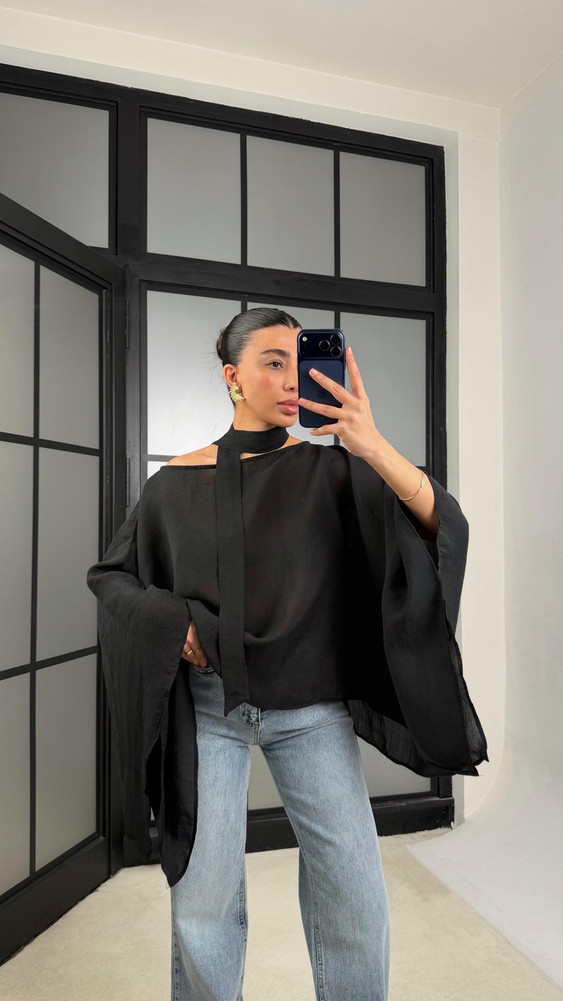 Siyah Yarasa Kol Fular Detaylı Transparan Bluz GAUS-01294