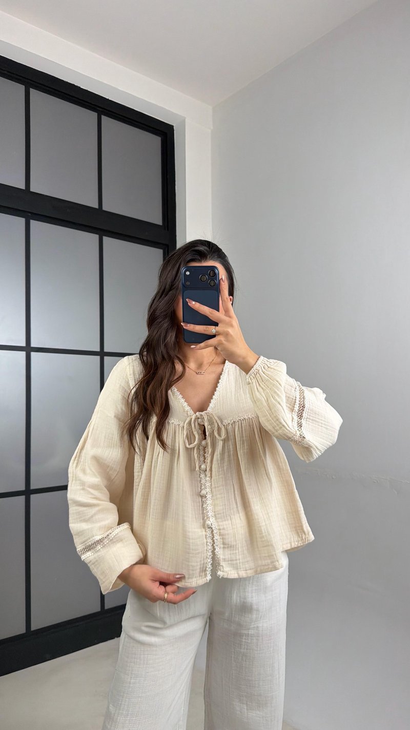 Taş İşlemeli Müslin Bluz GAUS-01151