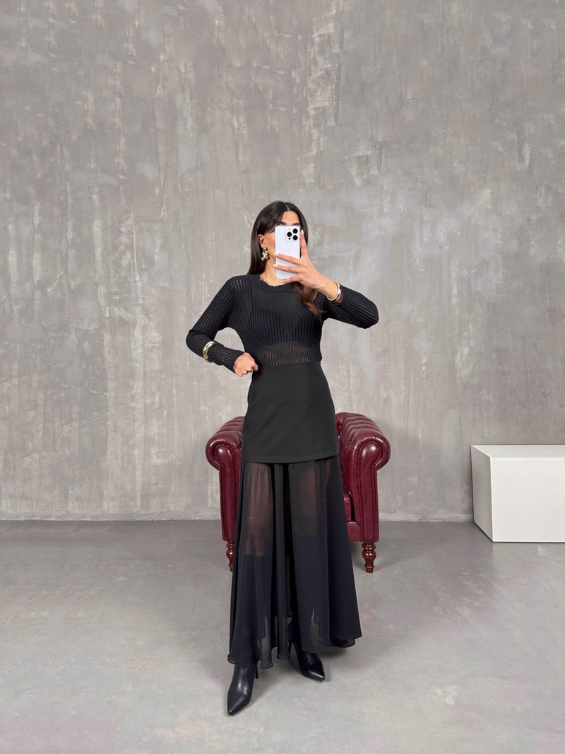 Oscar Black Designed Skirt with Chiffon Detail Underneath