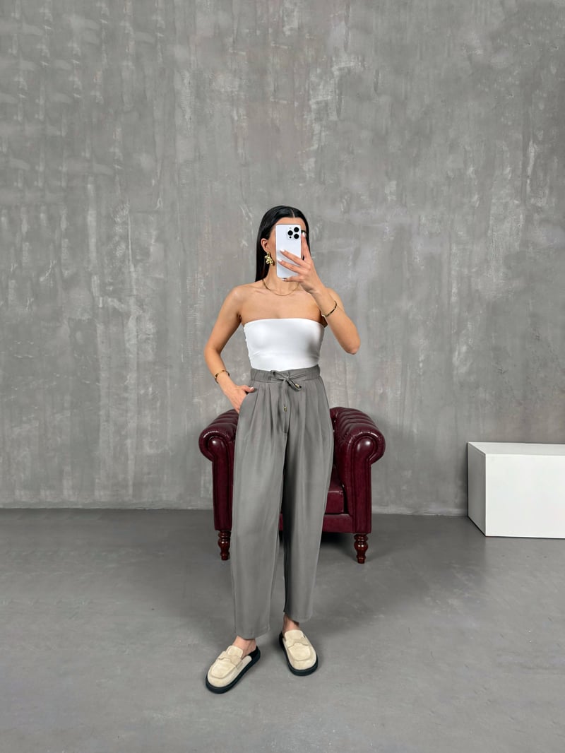 Vetra Grimsi Yeşil Önden Bağlama Detaylı Havuç Model Şalvar Pantolon