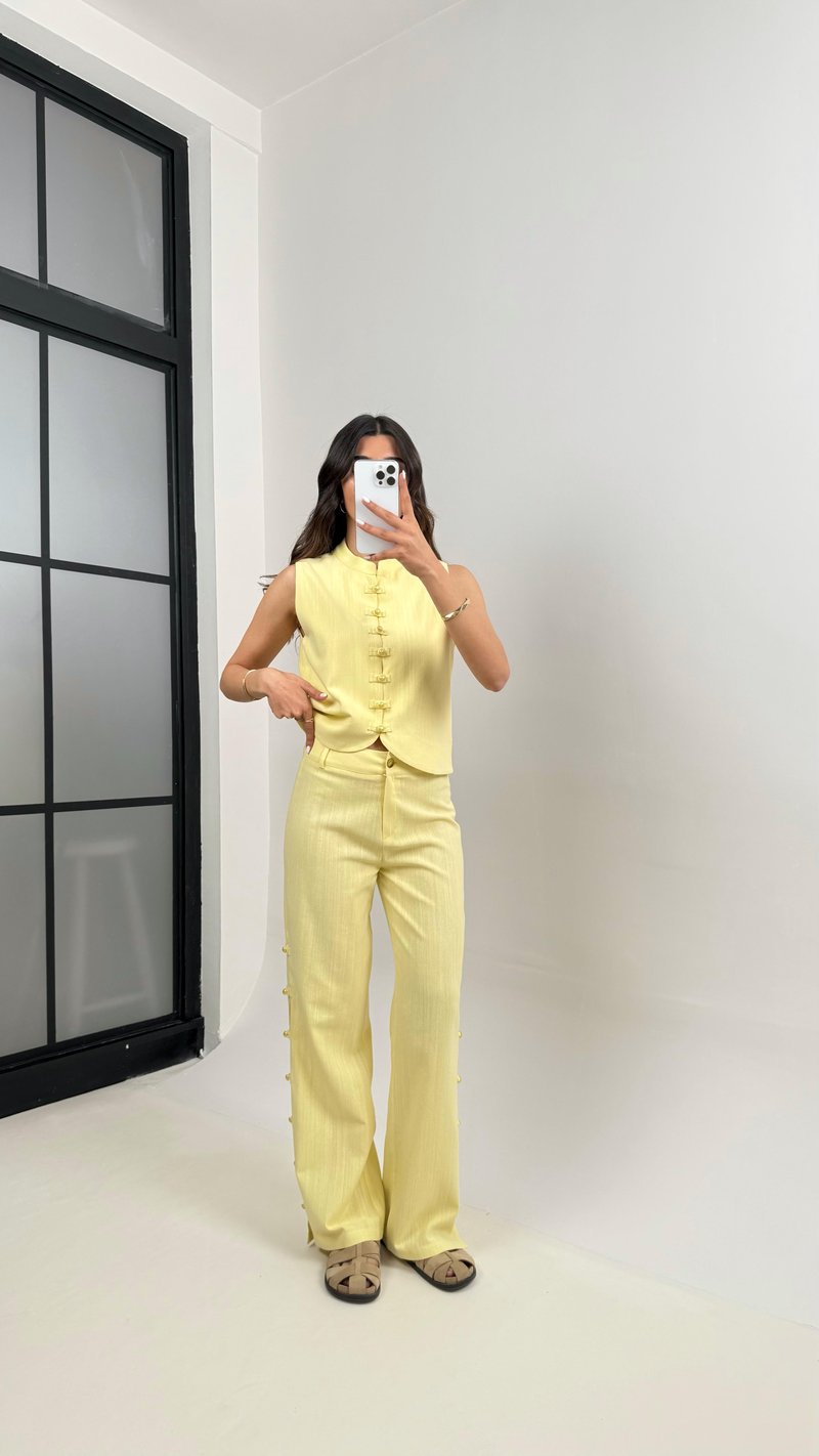Sarı Düğmeli Tasarım Yelek Pantolon Keten Takım Gaus00339