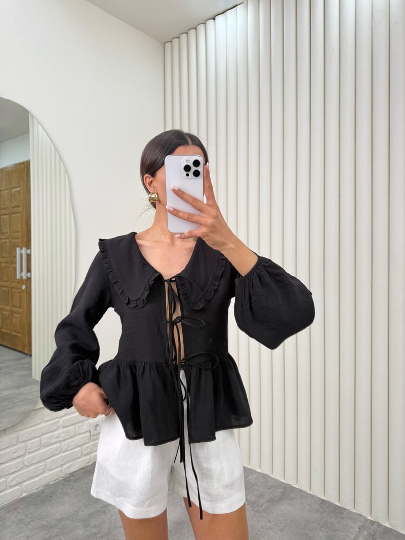 Siyah Bebe Yaka Önü Bağlamalı Bluz Gaus00334