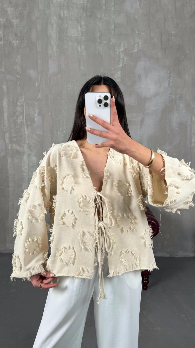 Bej Zenit Püskül Detaylı Bağlamalı Keten  Gömlek GAUS-01147