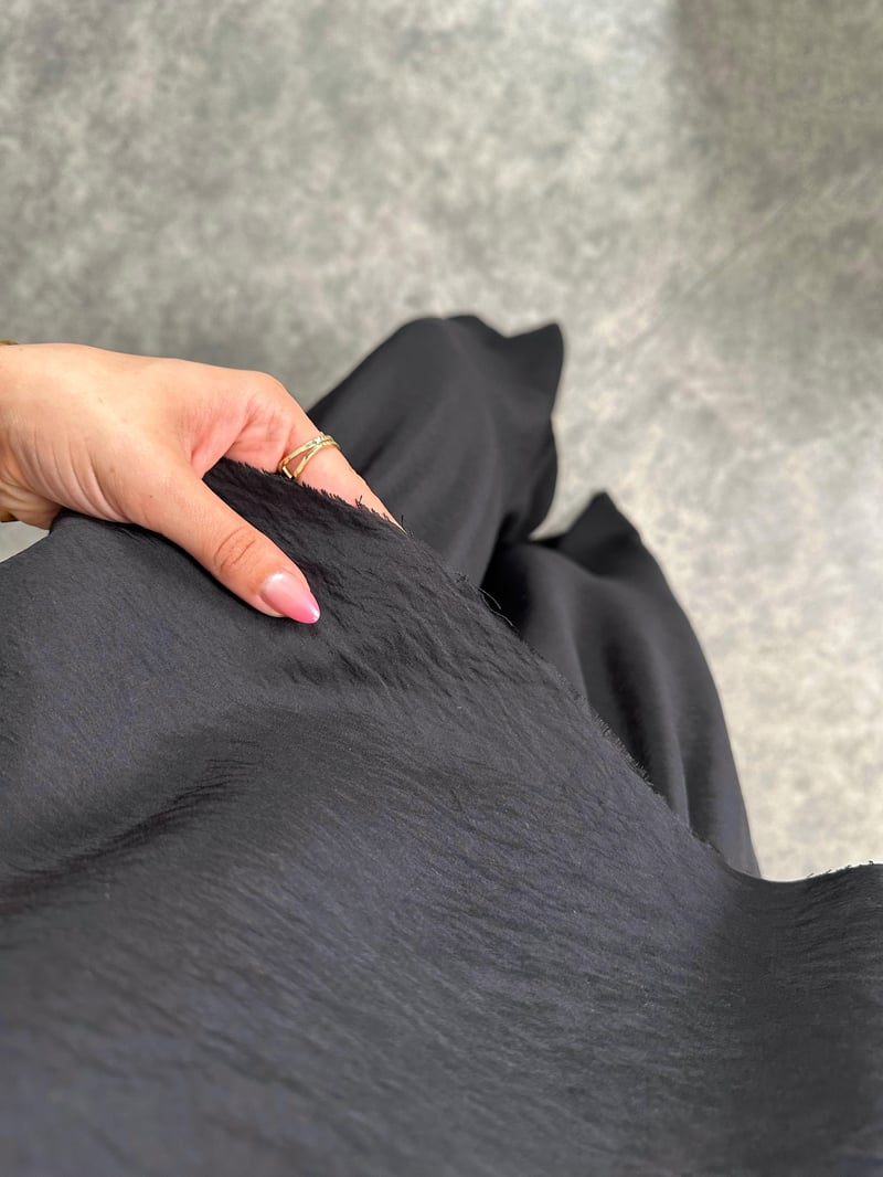Blon Siyah İp Askılı  Crop Bluz Bol Paça Pantolon Zr Model İkili Takım