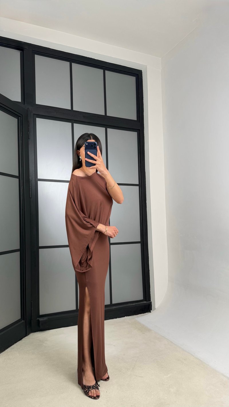 Kahve Tek Omuz Yarasa Kol Premium Elbise GAUS-01430