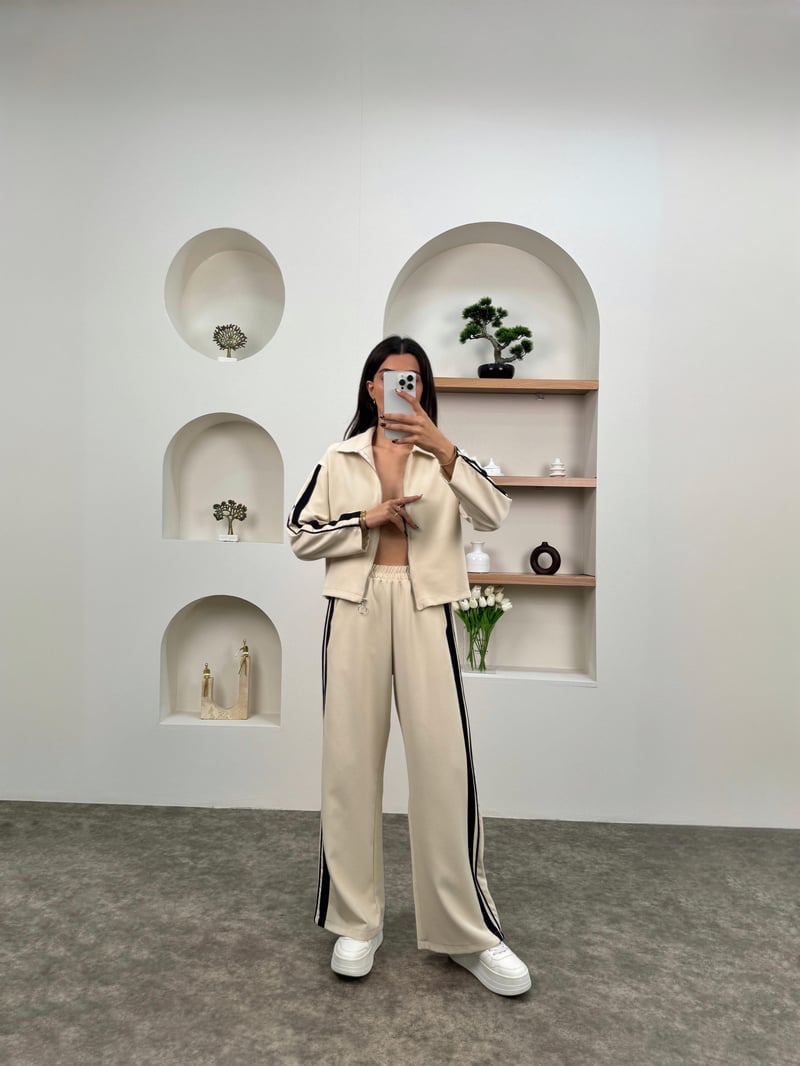 Ena Taş Çizgili ZR Model Fermuarlı Takım