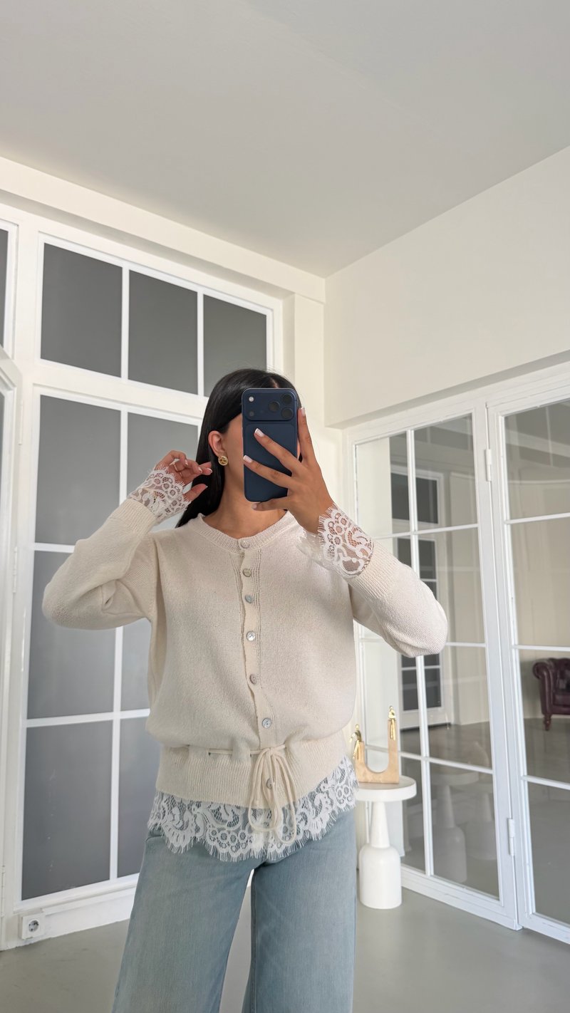 Ekru Bağlamalı Dantel Detaylı Hırka GAUS-02065