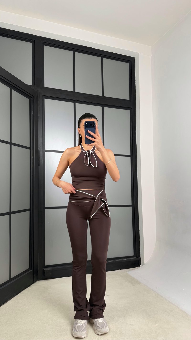 Acı Kahve OYS Model Fiyonk Detaylı Crop Tayt Takım GAUS-01407
