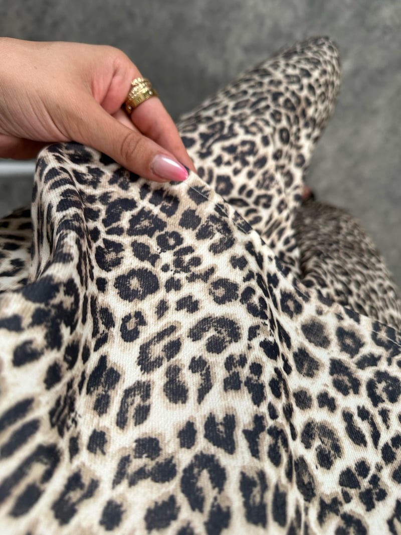 Cerv Leopar Desenli Askılı Bluz Pantolon İkili Takım