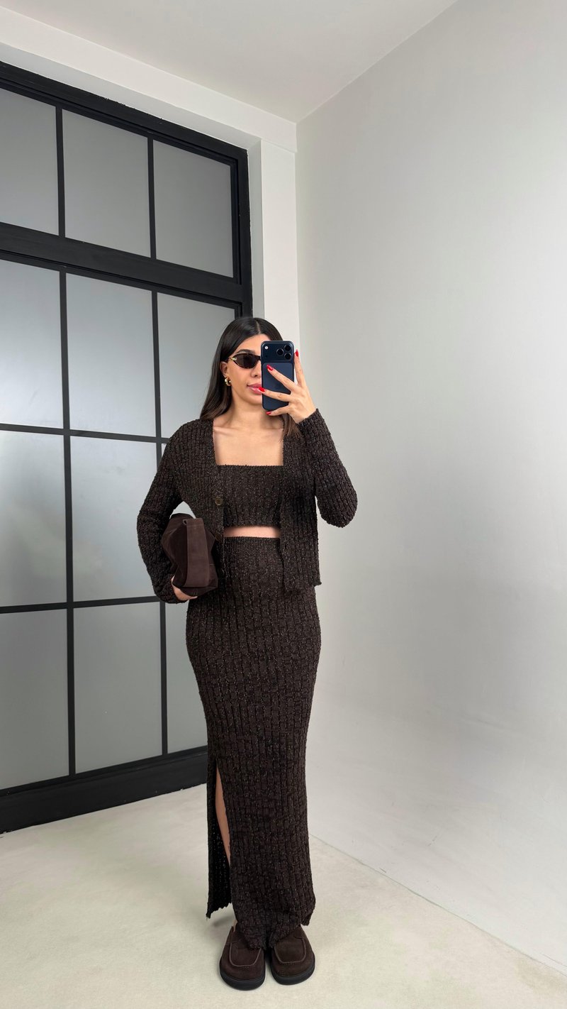 Acı Kahve Hırka Crop Beli Lastikli Yırtmaç Detaylı Etek Triko Takım GAUS-00969