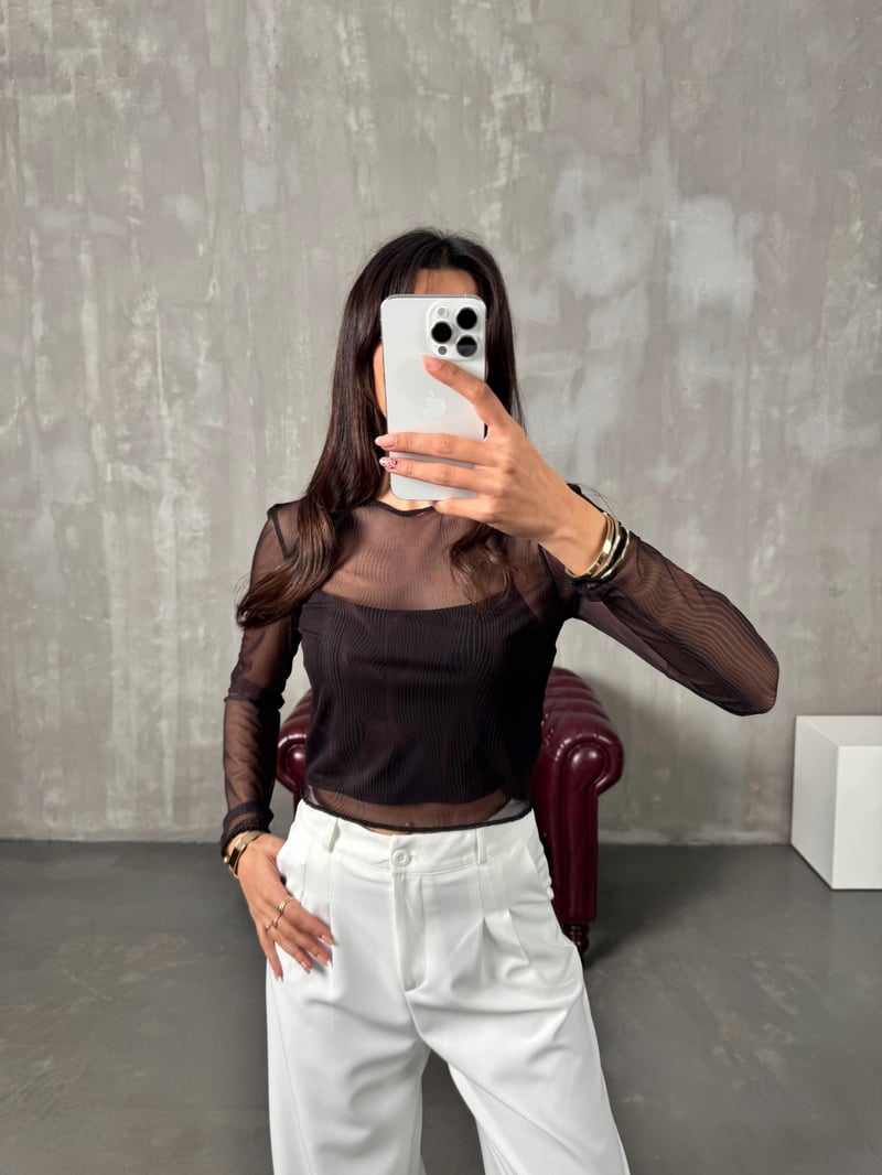 Siyah Crop Detaylı Tüllü İkili Bluz