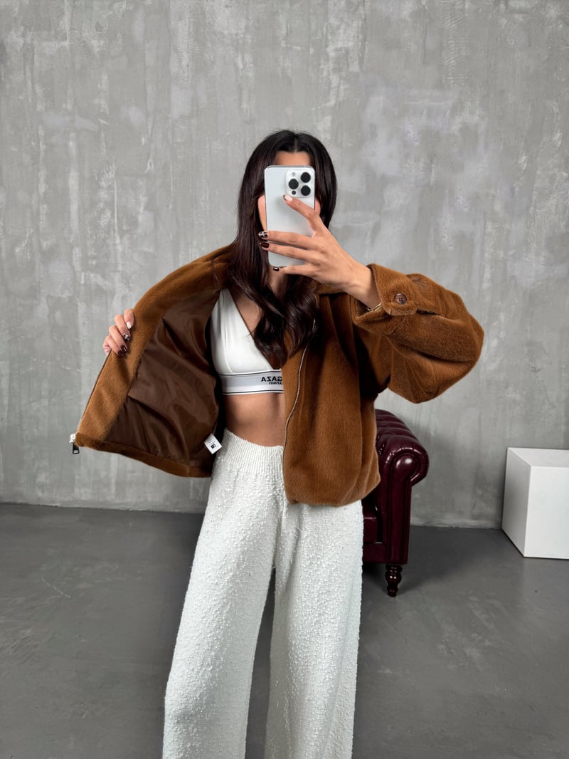 Care Kahve Cepli Astarlı Peluş Ceket