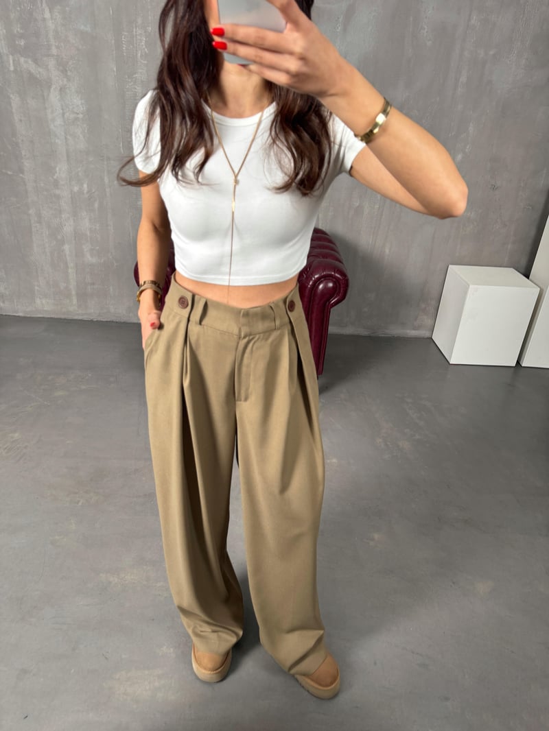 Frank Yeşil Önden Düğmeli Pileli Bol Poliviskon Pantolon