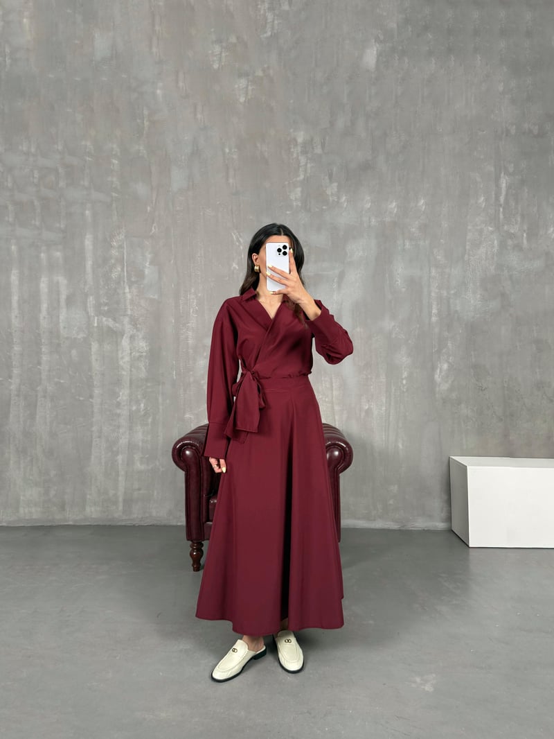 Burgundy Tie Shirt Skirt Set Gaus00114