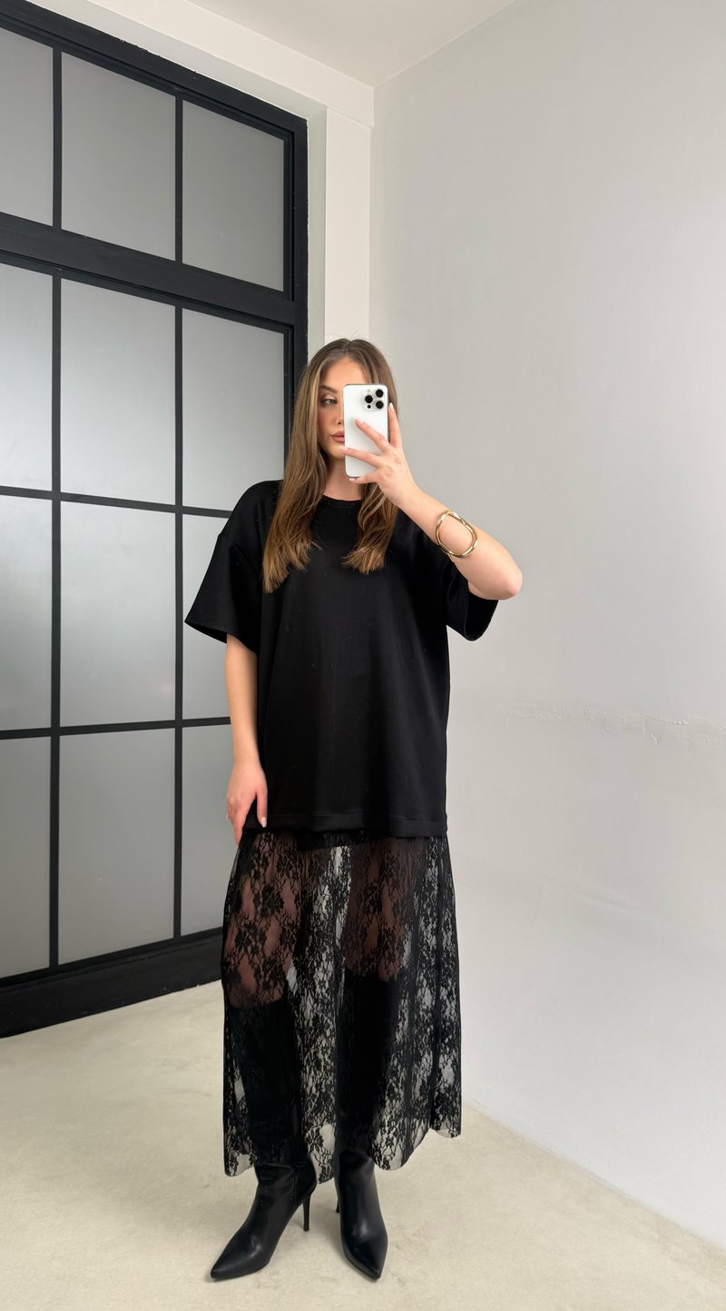 Siyah Dantel Detaylı Modal Kumaş Elbise GAUS-01105